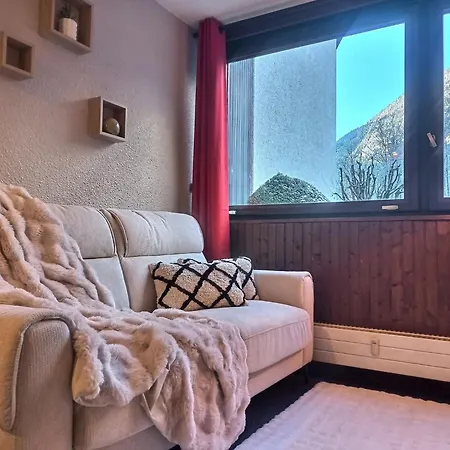 Lejlighed : Intime Au Bord Du Des Gaillands Et Pistes De *